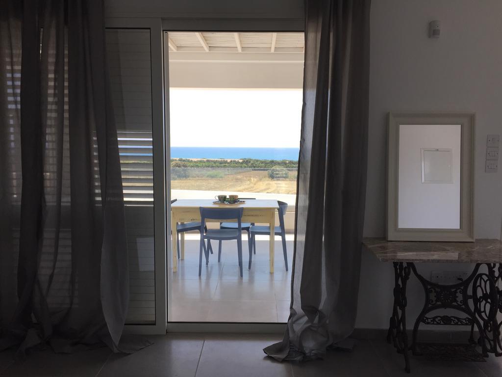 Casa Vacanze Baciata Agios Theodoros Bagian luar foto